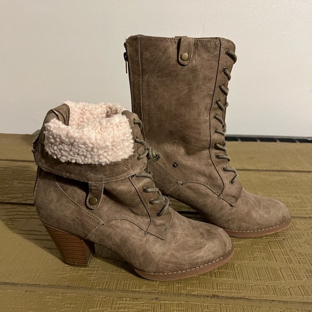 Just fab heeled boots size 11